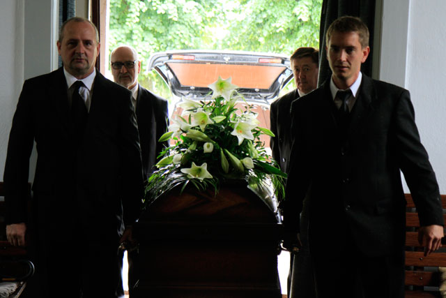 Dienstleistungen für Bestattung und Beerdigung FA. Ritscher in Kamenz